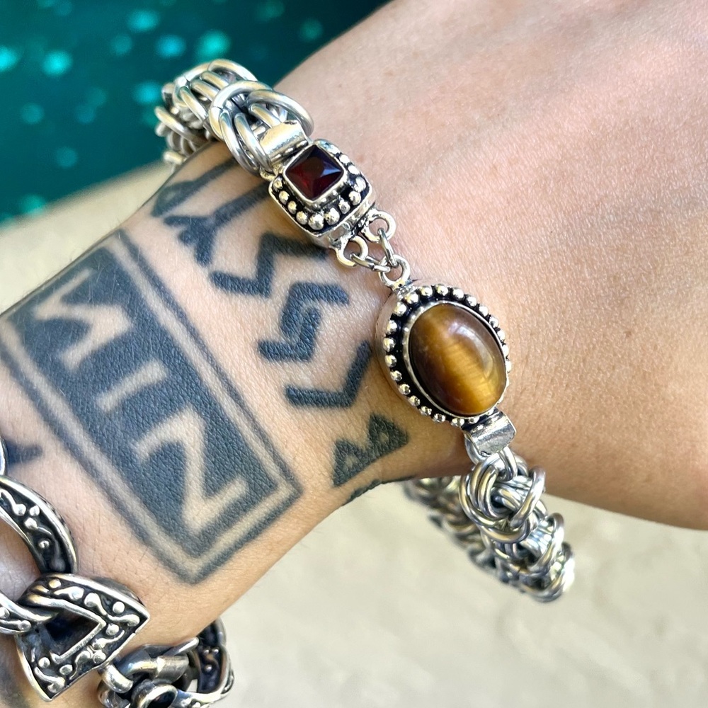 Handmade bizantine link chain bracelet with red garnet & tiger eye men bracelet - Picture 12 of 16